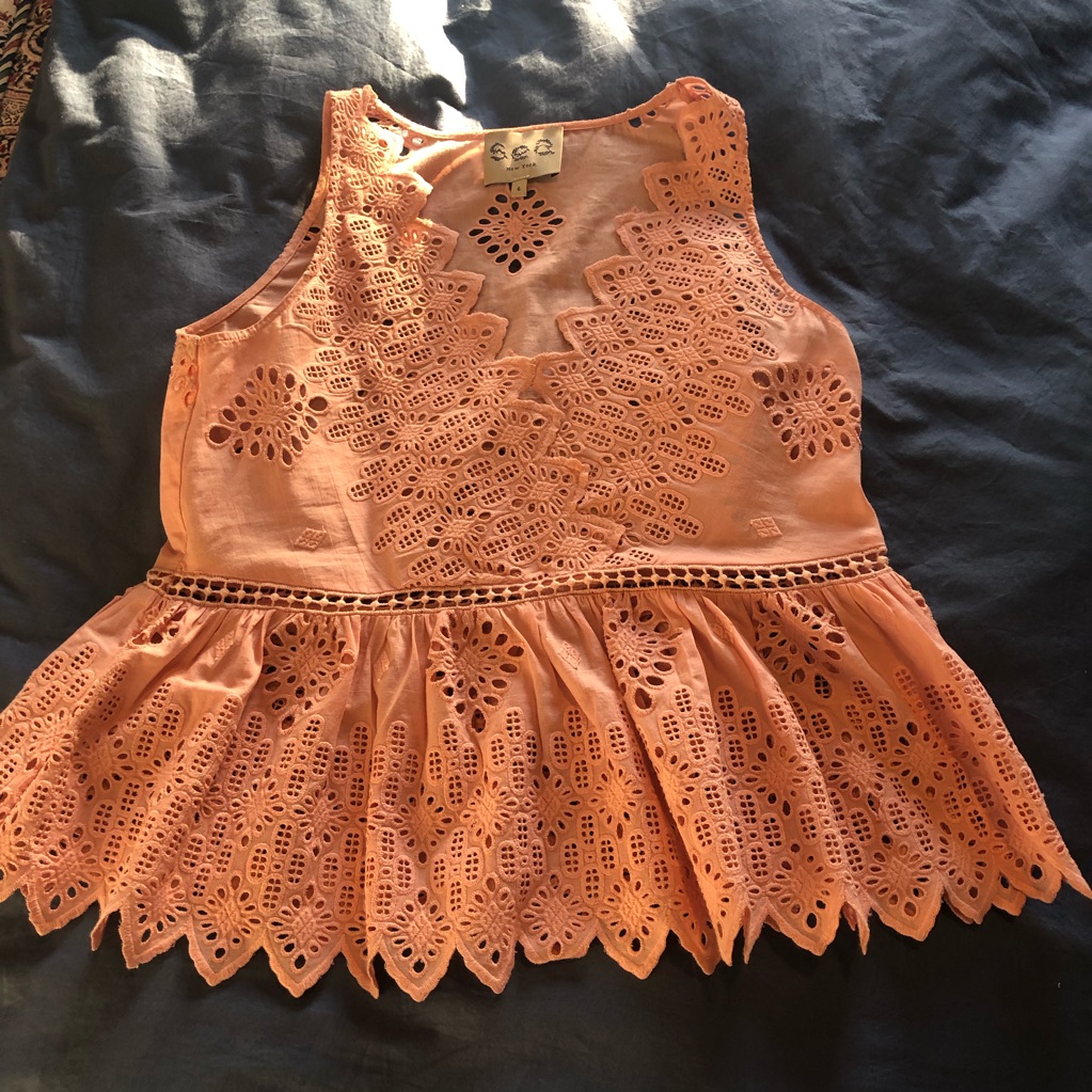 Sea Eyelet Top